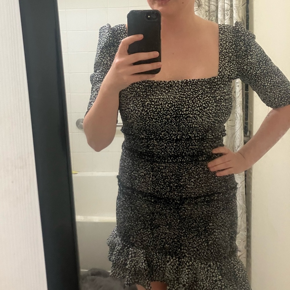 Smocked black and white mini dress in a size L!